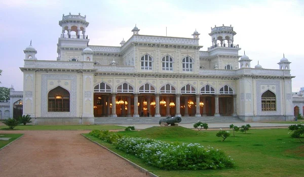 Featured Image of The Palace of Chowmahalla